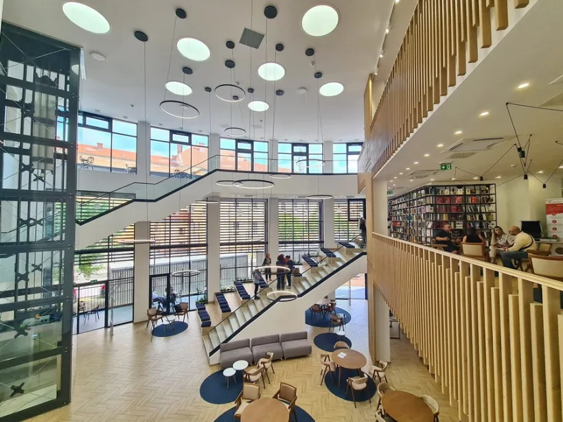 Cea mai modernă bibliotecă din România este în Bihor