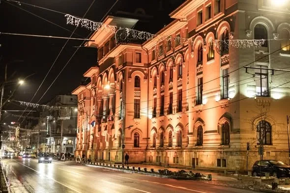 Nu sunteți singuri!