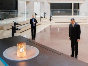 Premierul Ciolacu a participat la ceremoniile de comemorare a victimelor Holocaustului