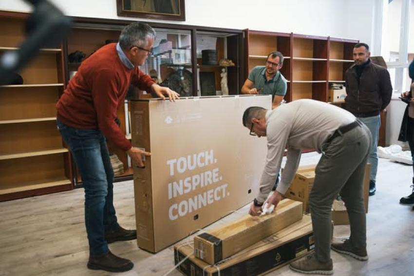 Continuăm să investim în educație și în condiții moderne pentru elevii din județul Harghita!