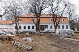 Castelul Mikó din Olteni renaște, pas cu pas