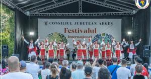 Începe Festivalul Internațional de Folclor “Carpați”!