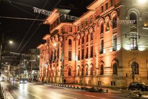 Nu sunteți singuri!