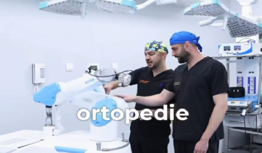 Robotul ortopedic a ajuns la Spitalul Clinic Județean de Urgență Bistrița
