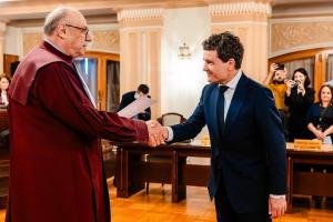 Nicușor Dan își preia mandatul de președinte al României. CCR a respins sesizarea lui George Simion