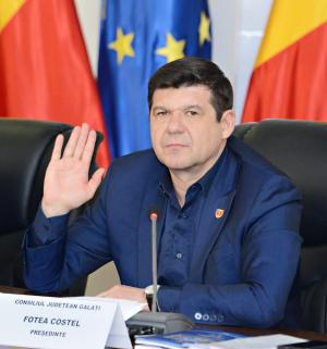 Costel Fotea: Intervenție de urgență în comuna Barcea: drumul rupt pentru a devia apa și a preveni inundațiile