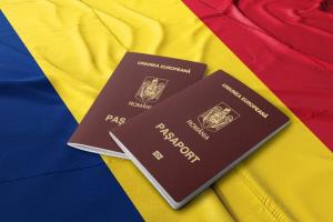 Henley Passport Index anunță că pașaportul românesc permite intrarea fără viză în 179 de țări, fiind poziționat pe locul 15 în lume