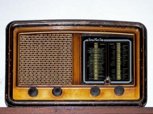 13 radio