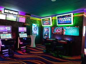 Proiect în CGMB pentru interzicerea jocurilor de noroc în Capitală