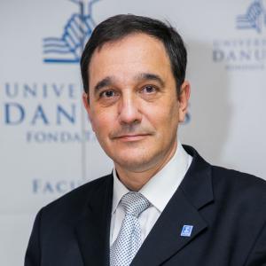 U.”Danubius”. Noul decan al Facultății de Științe Economice și Administrarea Afacerilor: “atenția va fi centrată pe oameni, pe nevoile lor”