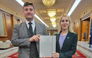 Schimbare legislativă: actele din instanță vor putea fi semnate electronic
