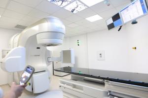 Guvernul investește peste 2.1 miliarde de pentru achiziționarea de echipamente medicale noi, dedicate diagnosticării afecțiunilor oncologice